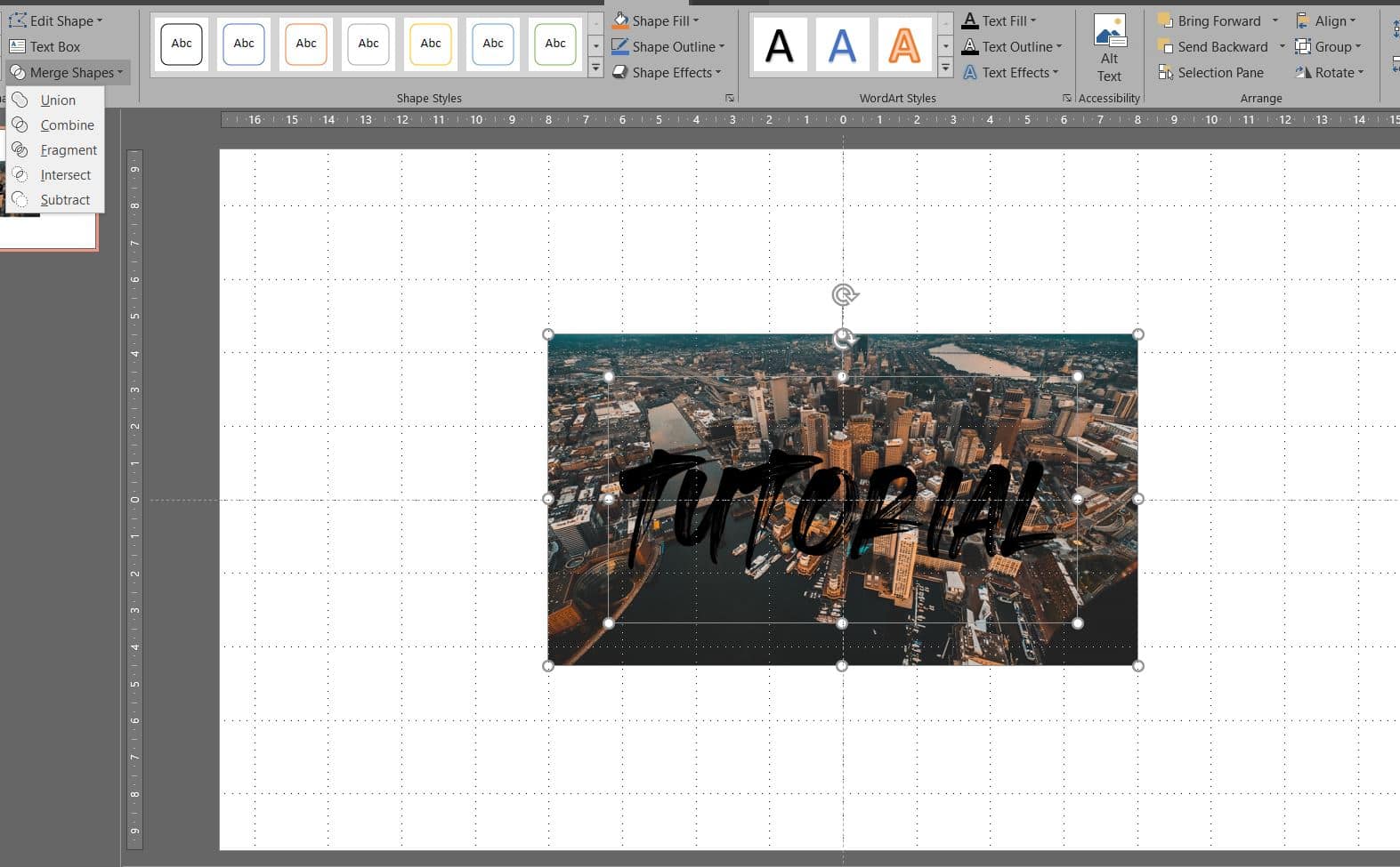 Cara Memotong Obyek Gambar ke Dalam Text di Power Point